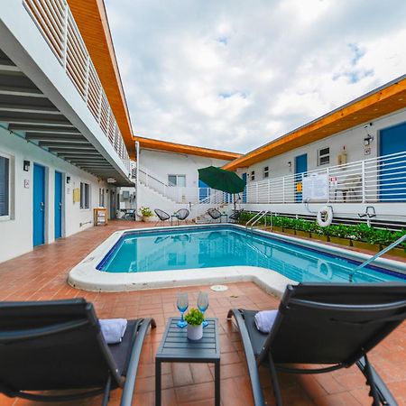 Ocean View Balcony With Pool & Parking -M42 Lejlighed Hollywood Eksteriør billede